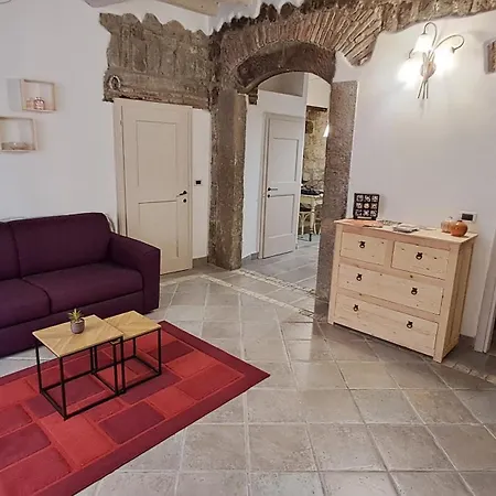 Pettinara 21 公寓 维泰博